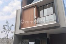 42 Unit Rumah Inden 2 Lantai Baru Setraduta Riverside 