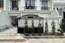 Dijual Rumah Bagus Shm. Classic Designkomplek Premium Dijakarta Pusat