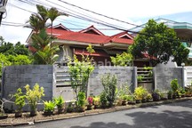 Rumah Megah Hoek Puri Indah 508m SHM Semi Furnish Kokoh Full Jati