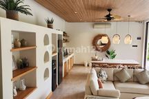 Villa Cantik Gaya Modern di Tegal Cupek Kuta
