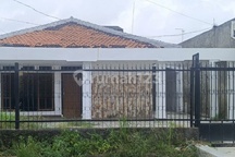 Disewakan Rumah Besar Mewah di Enggal