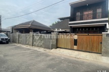 Dijual Rumah Mewah Bagus SHM di Tanjung Karang Timur