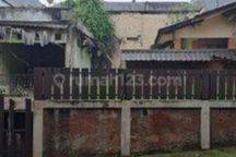 Rumah hanya bayar tanahnya saja Cinere