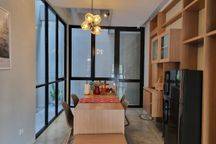 Dijual Rumah Bagus 2 Lantai Furnished Grand Wisata, Bekasi