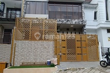Rumah Mewah Baru Renovasi Furnished Candi Golf Semarang