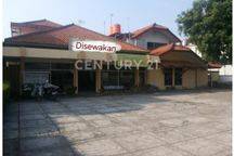 Bangunan Hotel Di Jalan Utama Jl.Tuparev, Cirebon