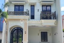 Rumah Classic Dekat Tol Brigif Jagakarsa Jakarta Selatan