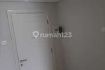 Di Sewakan Apartemen Madison Park 1 Bedroom Semi Furnish