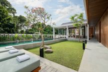 Luxury 7Br Family Villa Full Furnished In Canggu Bali
