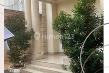 Rumah Menteng Mewah Siap Huni Rapi Lokasi Tenang Strategis Jakpus