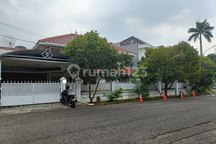 Rumah Murah Mendekati NJOP Dlm Komplek Elite Lebak Bulus Jak Sel