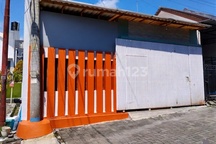 Rumah Bagus Siap Huni di Cluster di Mojosongo, Solo