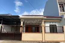 Rumah Bagus Siap Huni di Salah Satu Perumahan Favorit di Gentan, Solo