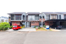 Rumah LB 210 SHM 10 Menit ke Plaza Ruko Ps Kemis Siap KPR J-44735