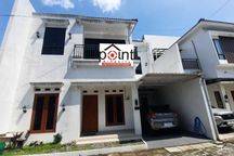 Rumah Cluster 2 Lantai Dekat Lor In Hotel Solo