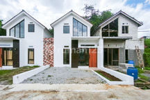 Rumah 2 Lantai SHM 16 Menit ke Cibinong City Mall Hadap Timur J39332