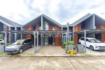 Rumah Strategis 10 Menit ke Gerbang Tol Pamulang 2 KT Siap Huni J44187
