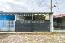 Rumah Terawat 2 Kt 15 Menit ke Gerbang Toll Kayu Manis 1 Hadap Utara J35593