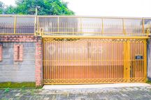 Rumah Tanah Luas 12 Menit ke Mall Ciputra Cibubur Hadap Utara J41774