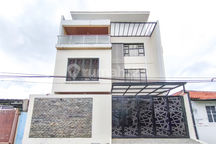 Rumah Luas 3 Lantai 15 Menit ke Terminal Cengkareng bisa KPR J41939