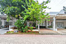 Rumah Asri 10 Menit ke Gerbang Tol Jatikarya 2 LT 150 Hadap Utara J35009