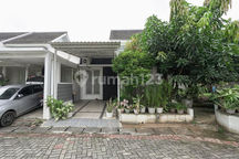 Rumah 1 LT SHM 6 Menit ke Summarecon Mall Bekasi Hadap Utara J23135