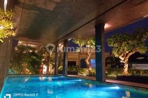 Rumah Besar Mewah Cantik Pantai Mutiara