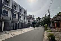 Rumah Brand New Minimalis Tj Duren Row Jalan Lebar