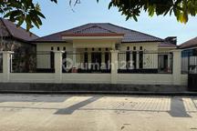 Rumah Besar Bagus Ditengah Kota Penajam Ikn