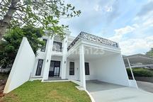 Rumah 2 Lantai Sentul City, Style Classic & Lokasi Premium, SHM