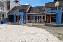 Rumah Vila Luas Ada Kolam Renang Di Sabda Alam