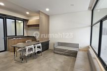 Rumah Cantik di Bsd City Tanakayu Full Furnish Siap Huni