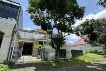 DISEWAKAN RUMAH ARAYA SEMI FURNISH HARGA BAGUS