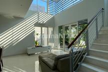 Dijual Luxury Home Murah Minimalis di Diamond Hill Citraland