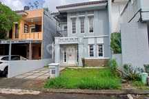 Disewakan.rumah.2.lantai.di.legenda.wisata.cibubur