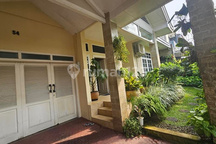 Rumah Cantik dan Asri Siap Huni Komplek Cinere Dekat Tol Krukut