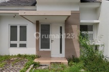 DISEWAKAN RUMAH THE VERONA SWP RESIDENCE MENGANTI GRESIK RON.A2928