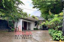 Dijual Cepat Rumah Cantik Taman Cantik Tanah Luas Harga Murah Rp.34,9 M nego Bisa Untuk Invest Atau Compound Aatau Cafe Atau Kantor Parkir Luas SHM Area Kemang Ampera Jakarta Selatan 
