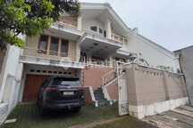 Disewakan Rumah 2 Lt Dicluster Telaga Bodass Bagus