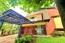 Rumah 2 Lantai SHM Semi Furnish Cluster Depan Dekat Tol Sentul City, Bogor