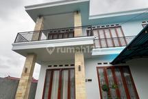 Disewakan Rumah Baru Lantai 2 Lokasi Sangat Strategis Pemandangan Pegunungandi Singaraja Bali