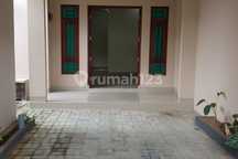 Di Sewakan Rumah Pusat Kota Mataram Lombok 