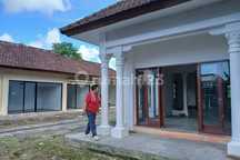 Dikontrakan Rumah Pusat Kota Karangasem Cocok untuk Kantor dan Tempat Tinggal