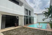 Di Jual Rumah Bangka Kemang Jakarta Selatan