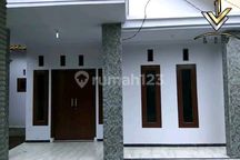 Di Kontrakan Rumah Bersih Siap Huni Lokasi Strategis Dekat Smp Dekat Stdi Dekat Pom Dekat Pasar Bebas Banjir Akses R2sat Set Boss 