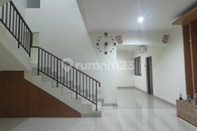 Over Kontrak Murah Rumah di Harapan Indah Bekasi, Jarang Ada