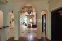 Disewakan Rumah di Mangunsarkoro Menteng, Jakarta Pusat