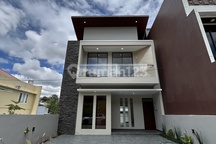 Rumah Baru Jadi Bagus dan Siap Huni SHM di Dago