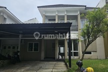 Disewakan Rumah Grandcity Forestville