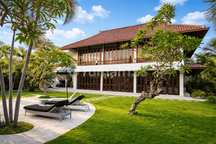 Properti Langka di Jalan Utama Bumbak Umalas! Villa Luas 11,8 Are dengan Taman & Kolam Besar, Cocok Hunian & Investasi atau Villa Rental.